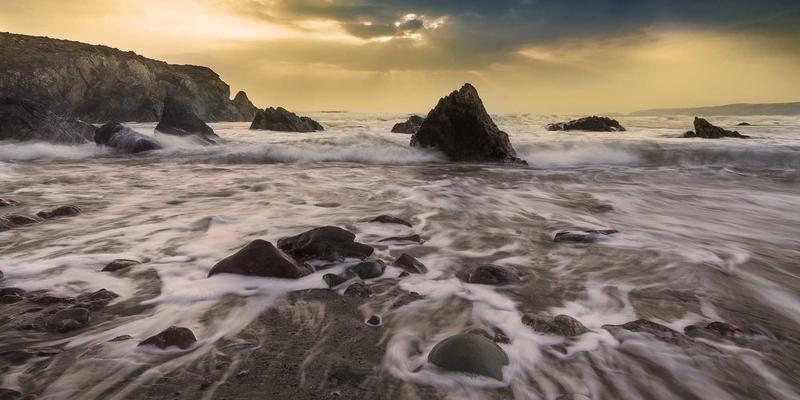 中国礼物入门指南：从特色商品到定制纪念品的文化馈赠艺术