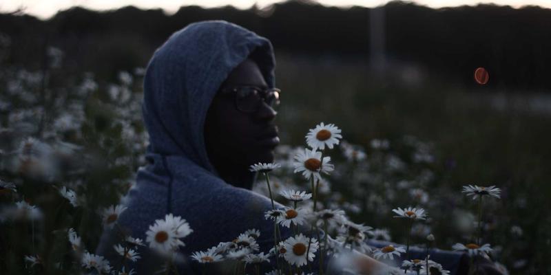 国宴用瓷背后的故事：揭秘钓鱼台国宾馆与知名窑口的合作礼品，中国特色礼品的典范