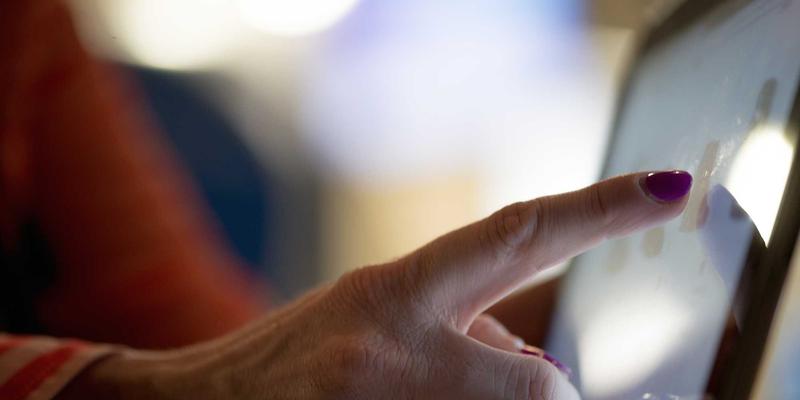 金石永固：篆刻艺术如何重塑文化礼品与定制纪念品新格局